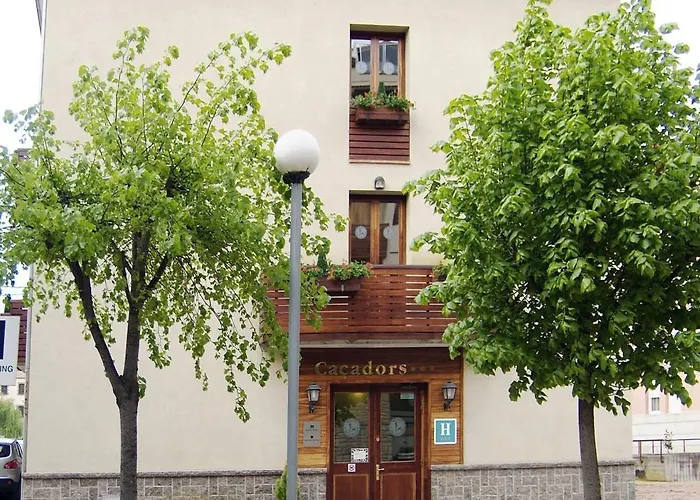 Els Cacadors De RibesHostal